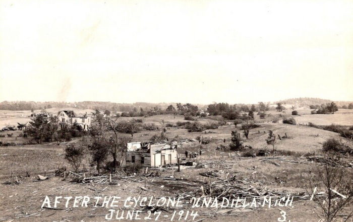 Unidilla - Unadilla 1914 Cyclone Photos (newer photo)